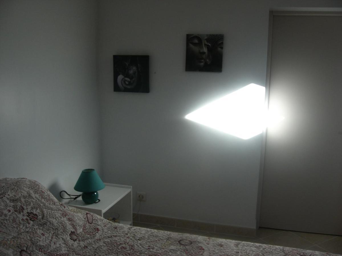 Apartmán T 2 Avec Velux Sous Les Combes De 34 M2 La Londe-les-Maures Exteriér fotografie