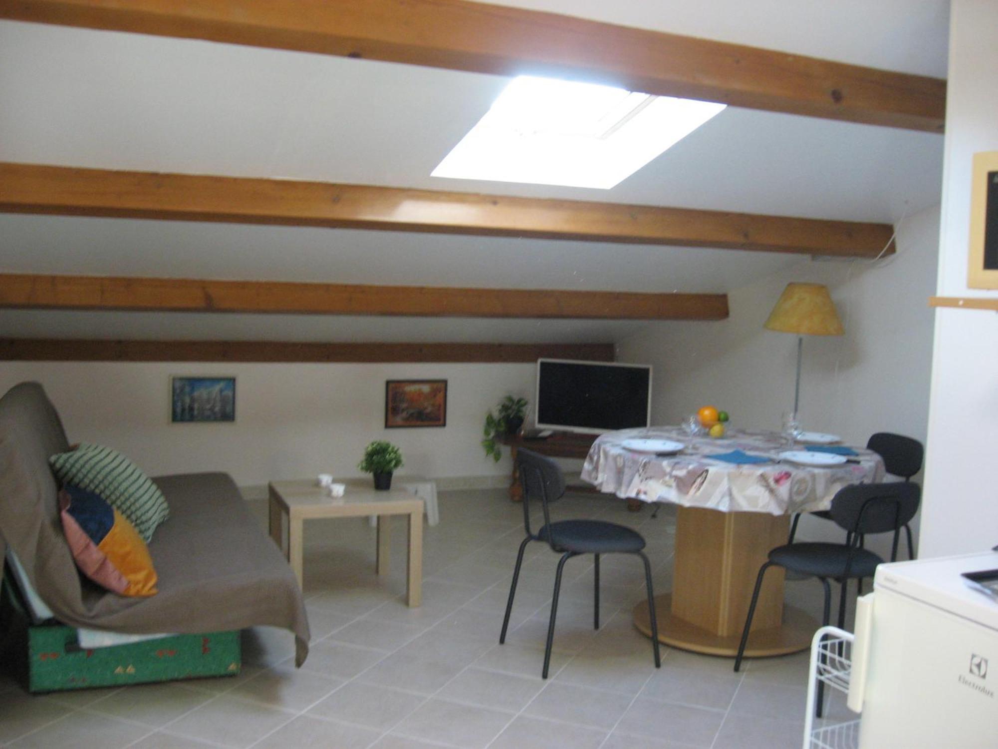 Apartmán T 2 Avec Velux Sous Les Combes De 34 M2 La Londe-les-Maures Exteriér fotografie